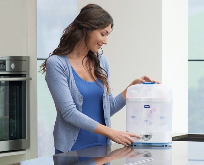 Sterilizzatore A Vapore Tefal Baby Care TD7300, Per 6 Biberon In 9 Minuti