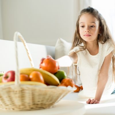 cibo-bambini-tavola-trucchi-per-sano-approccio-al-cibo