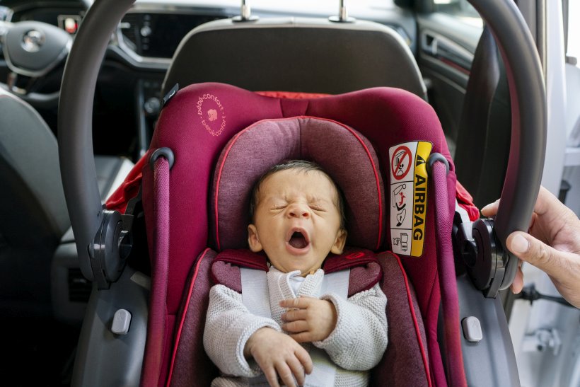 Maxi-Cosi Coral: l'ovetto con porte enfant rimovibile e leggero