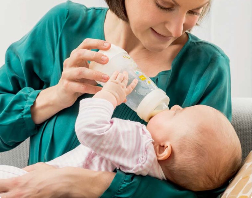 pulizia-e-sterilizzazione-di-biberon-e-ciucci-con-mam_beberoyal