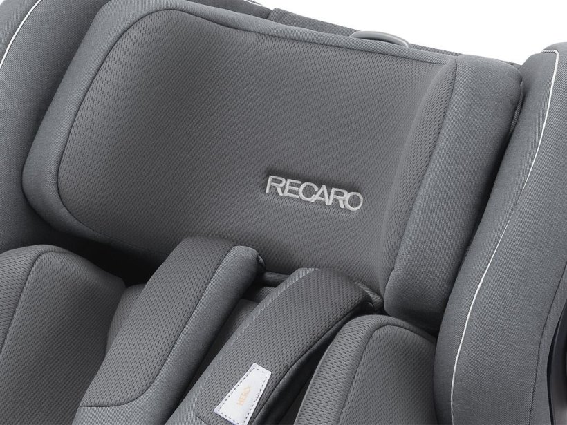 recaro-kids-panoramica-seggiolini-auto-isofix-modelli-salia-e-mako-elite_beberoyal