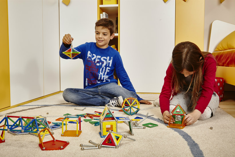 Geomag Classic, giochi magnetici con barrette e sfere per bambini