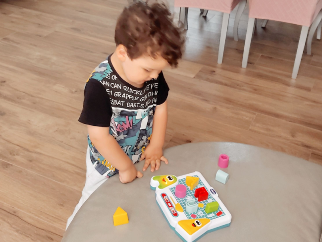 Chicco: Le Forme delle vocali