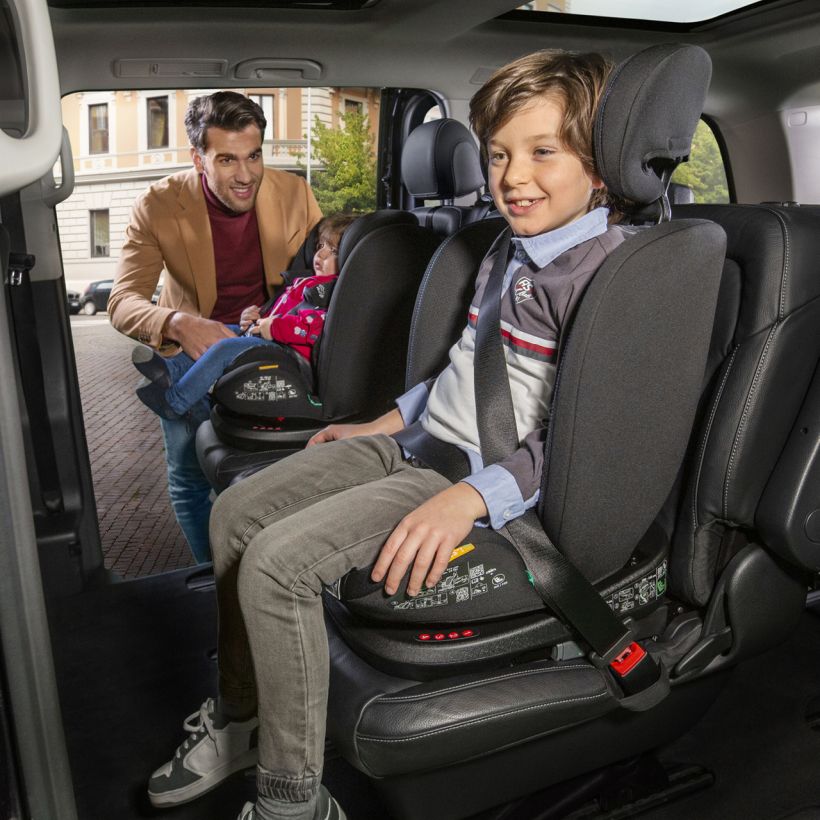 seggiolino auto chicco dai 15 mesi ai 12 anni