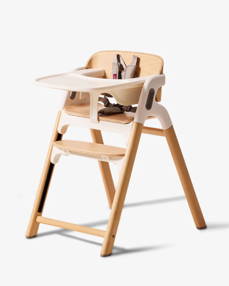 seggiolone in legno momcozy